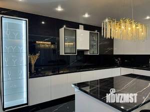 Дом 220м², 2-этажный, участок 8 сот.  