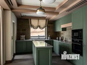 Дом 360м², 3-этажный, участок 8 сот.  