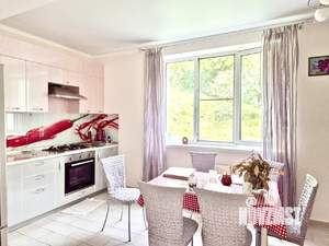 Дом 340м², 2-этажный, участок 14 сот.  