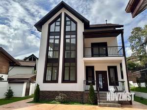 Дом 256м², 3-этажный, участок 7 сот.  