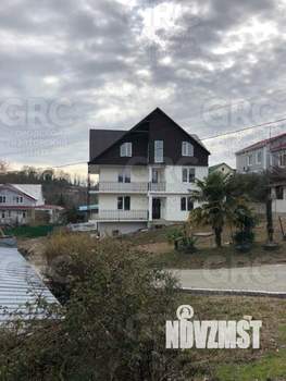 Дом 286м², 3-этажный, участок 7 сот.  