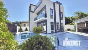 Дом 240м², 2-этажный, участок 8 сот.  