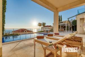 Дом 260м², 2-этажный, участок 7 сот.  