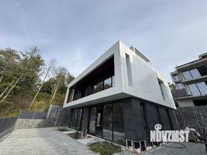 Дом 250м², 2-этажный, участок 4 сот.  