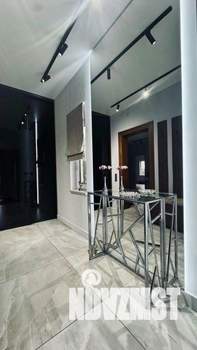 Коттедж 240м², 2-этажный, участок 7 сот.  