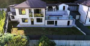 Дом 150м², 2-этажный, участок 5 сот.  