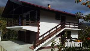 Дом 160м&sup2;, 2-этажный, участок 6 сот.  