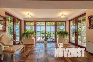 Дом 150м², 2-этажный, участок 5 сот.  