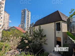 Коттедж 980м², 4-этажный, участок 10 сот.  