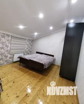 Дом 180м², 2-этажный, участок 5 сот.  