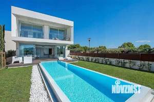 Дом 250м², 2-этажный, участок 10 сот.  