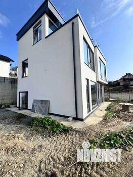 Дом 215м², 8-этажный, участок 4 сот.  