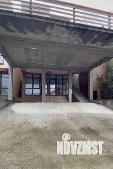 Дом 200м², 3-этажный, участок 2 сот.  