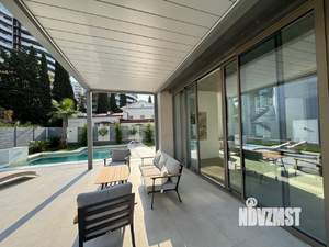 Дом 250м², 3-этажный, участок 7 сот.  