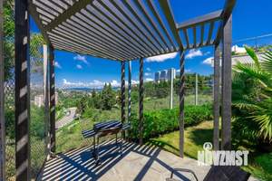 Дом 450м², 2-этажный, участок 14 сот.  