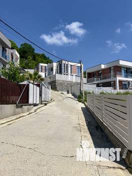 Дом 140м², 2-этажный, участок 4 сот.  