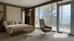 Дом 650м&sup2;, 3-этажный, участок 7 сот.  