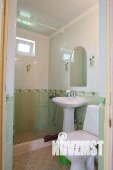 Дом 320м², 2-этажный, участок 4 сот.  