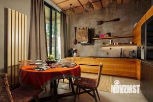 Дом 170м², 2-этажный, участок 6 сот.  