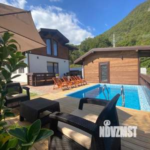 Дом 250м², 2-этажный, участок 10 сот.  