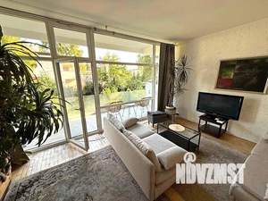 Коттедж 250м², 2-этажный, участок 9 сот.  