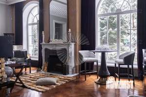 Дом 1000м², 3-этажный, участок 25 сот.  