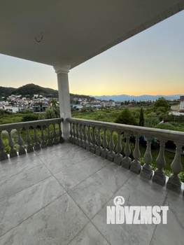 Дом 273м², 3-этажный, участок 5 сот.  