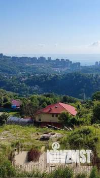 Дом 338м², 3-этажный, участок 28 сот.  