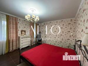 Дом 142м², 2-этажный, участок 10 сот.  