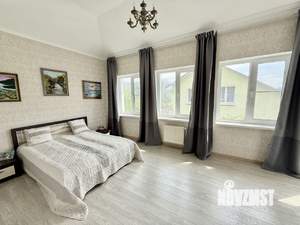 Дом 340м², 2-этажный, участок 14 сот.  