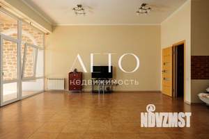 Дом 447м², 4-этажный, участок 5 сот.  