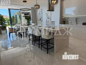 Дом 280м², 2-этажный, участок 6 сот.  