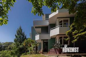 Дом 550м², 4-этажный, участок 20 сот.  