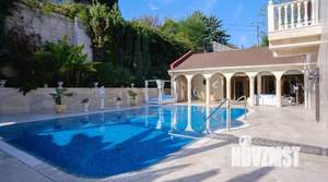 Дом 300м&sup2;, 2-этажный, участок 6 сот.  