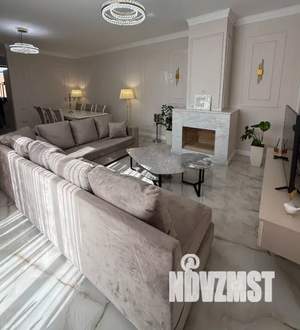Коттедж 250м², 2-этажный, участок 5 сот.  