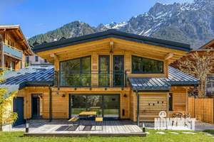 Дом 125м², 2-этажный, участок 7 сот.  