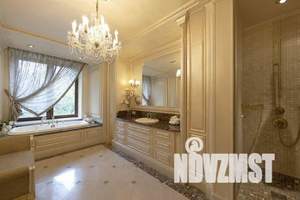 Дом 250м², 2-этажный, участок 6 сот.  