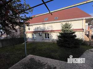 Дом 200м&sup2;, 2-этажный, участок 7 сот.  