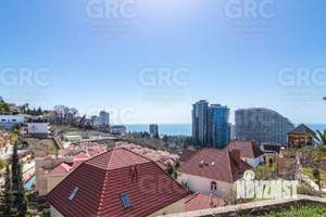 Дом 245м², 3-этажный, участок 4 сот.  