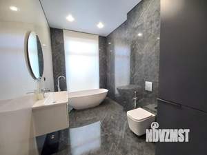 Дом 160м², 3-этажный, участок 3 сот.  