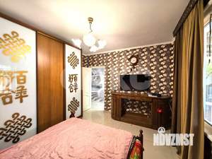 Дом 220м², 2-этажный, участок 3 сот.  