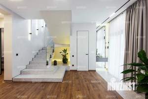 Дом 220м², 2-этажный, участок 5 сот.  