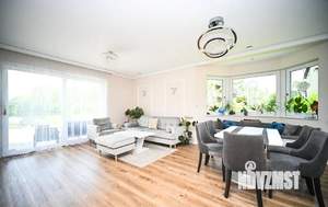 Коттедж 350м², 2-этажный, участок 20 сот.  