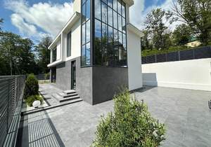 Дом 180м², 2-этажный, участок 5 сот.  