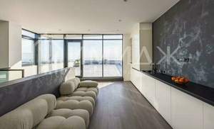 Дом 750м², 3-этажный, участок 15 сот.  