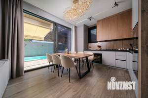 Дом 141м², 3-этажный, участок 3 сот.  