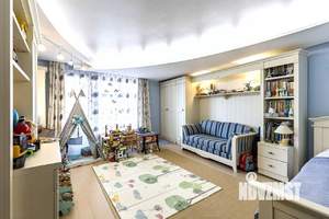 Дом 400м², 2-этажный, участок 15 сот.  