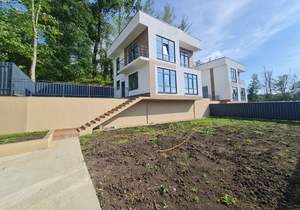 Дом 160м², 2-этажный, участок 5 сот.  