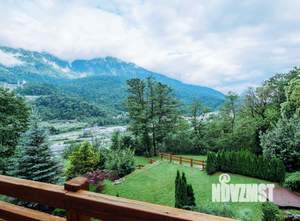 Дом 600м², 3-этажный, участок 12 сот.  