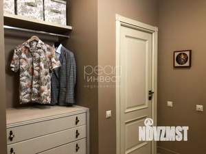 Дом 230м², 2-этажный, участок 10 сот.  